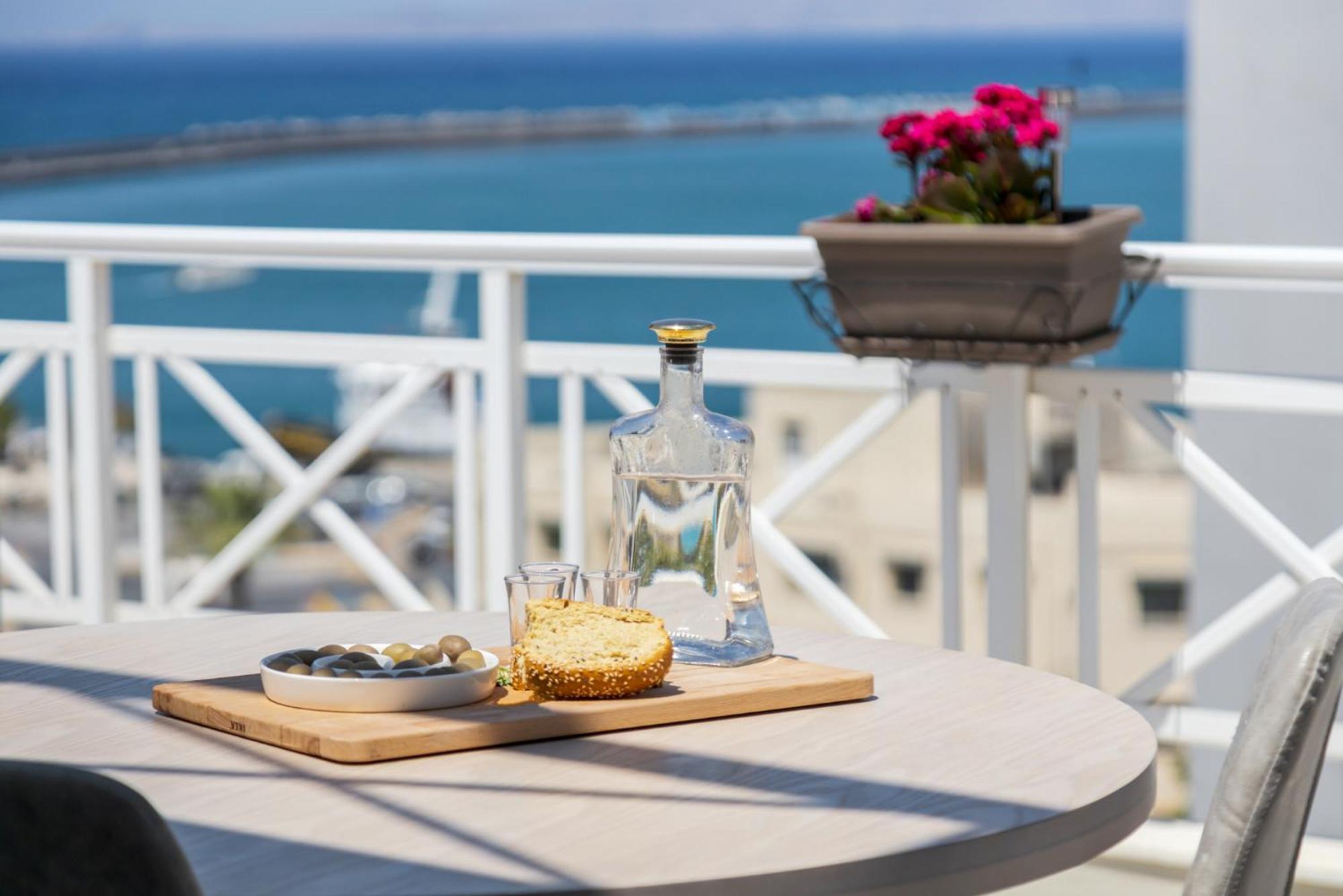 Chic, Downtown, Penthouse W Sundeck And Seaview Apartment Heraklion  Luaran gambar